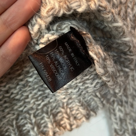 Berretti Italian Cable Knit Crewneck Sweater - Picture 3 of 4